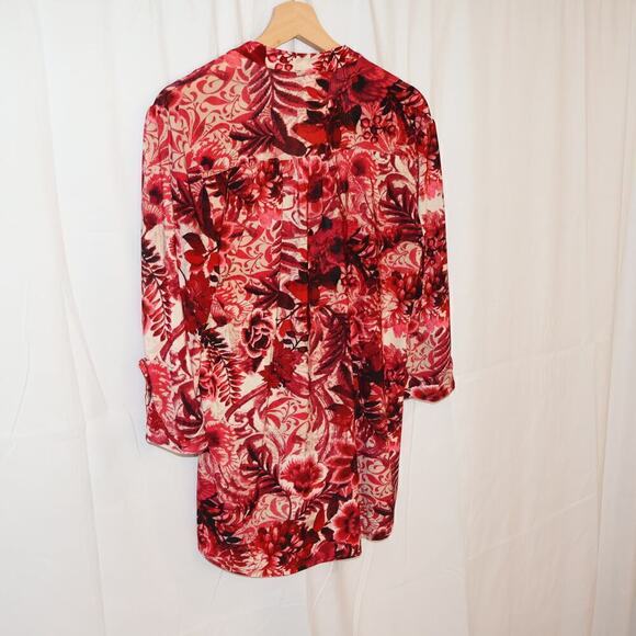 Cocomo Tunic Top Size Small Roll Tab Sz Small Red Black White Graphic - Picture 14 of 16